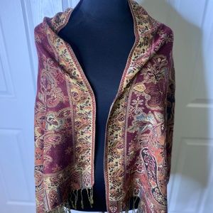 Pashmina Scarf Beautiful vibrant rose, burgundy colors Paisley